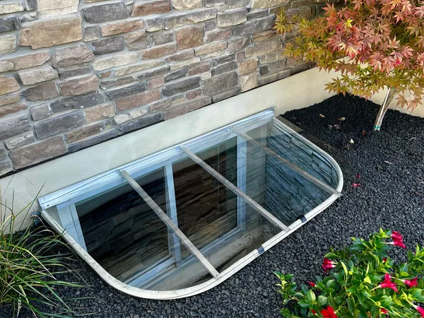 Polycarbonate Window Well Cover Polycarbonate Window Well Cover